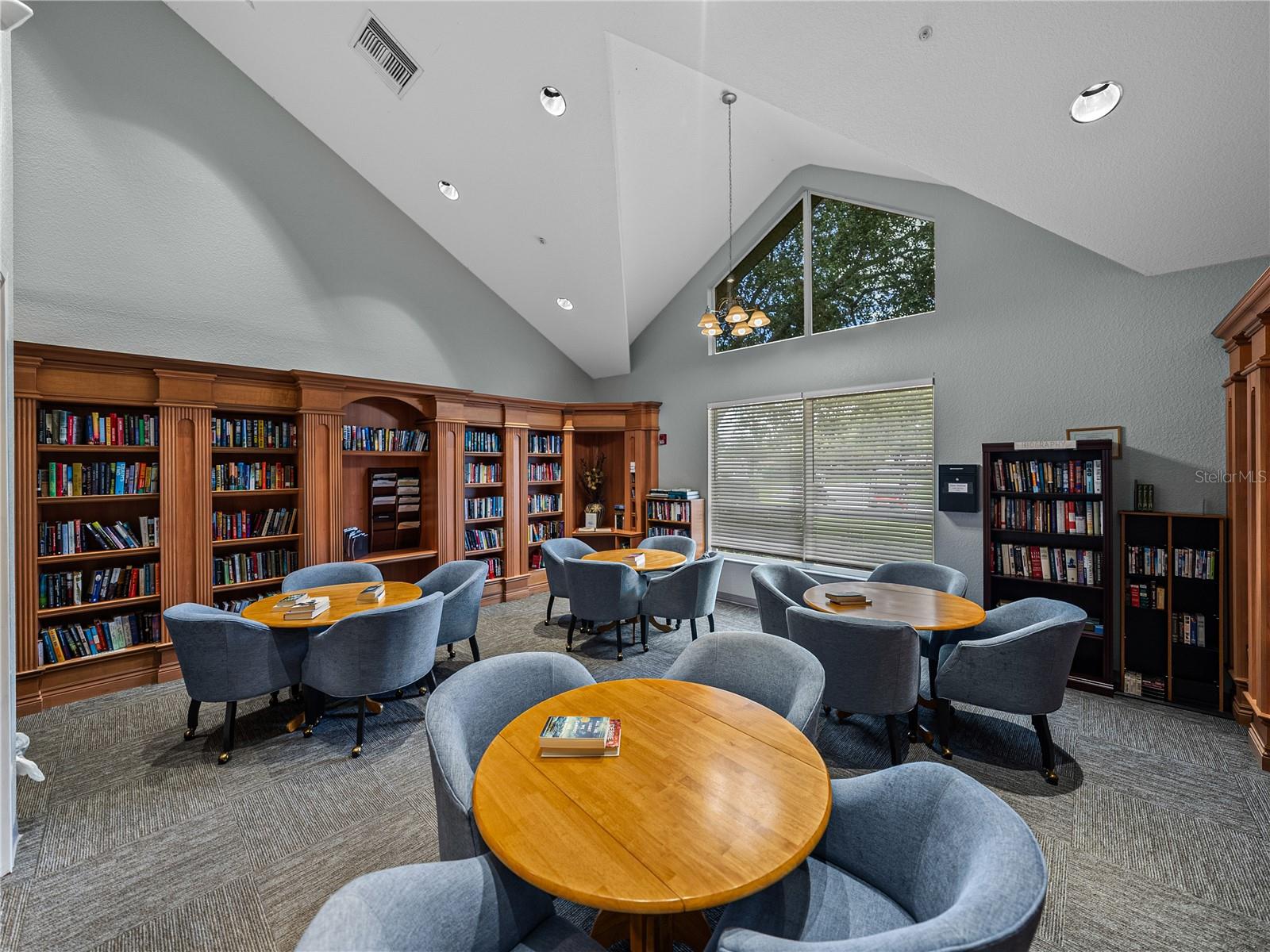 TAMPA BAY GOLF AND TENNIS CLUB - Residential