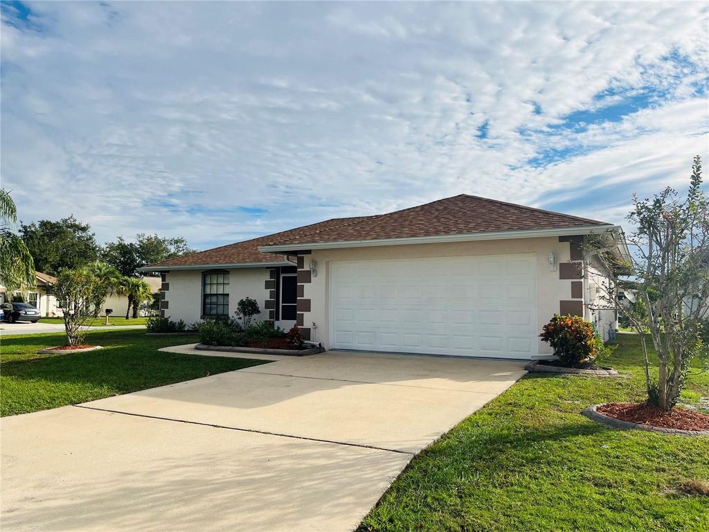 Photo of 11805 Scarecrow Lane, Orlando, FL 32821 (MLS # S5149380)