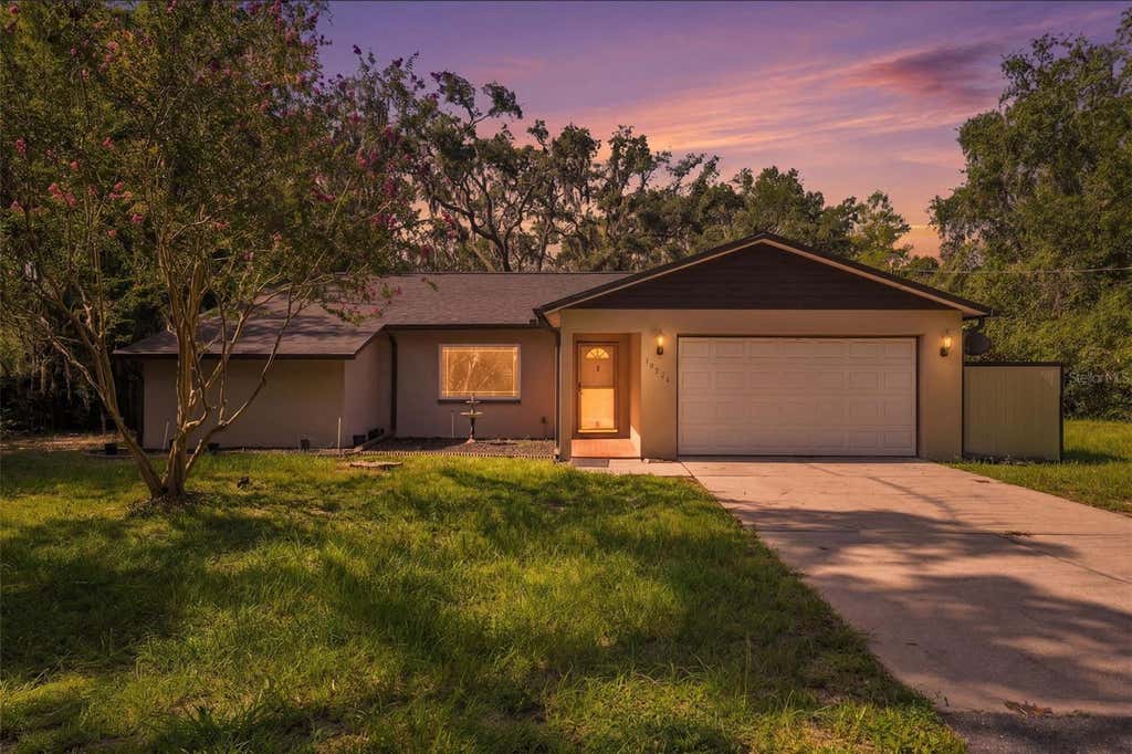 Photo of 16426 Forzando Avenue, Brooksville, FL 34604 (MLS # W7887966)
