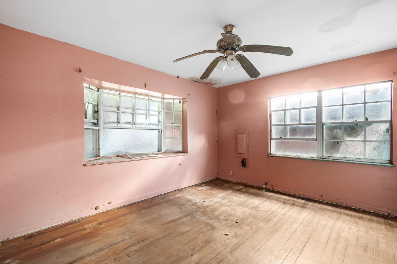 RUSKIN COLONY FARMS - Residential