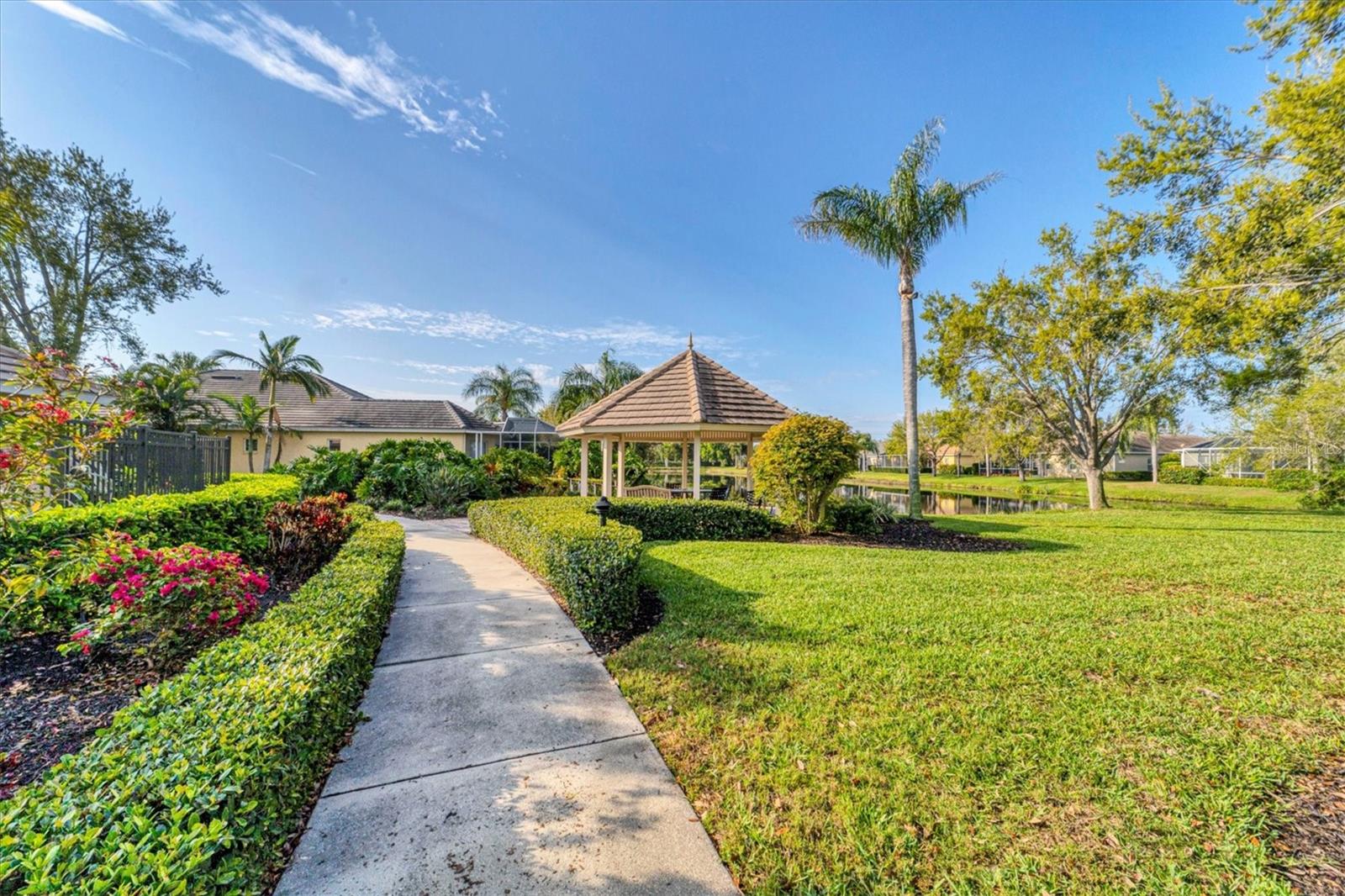 WISTERIA PARK - Residential