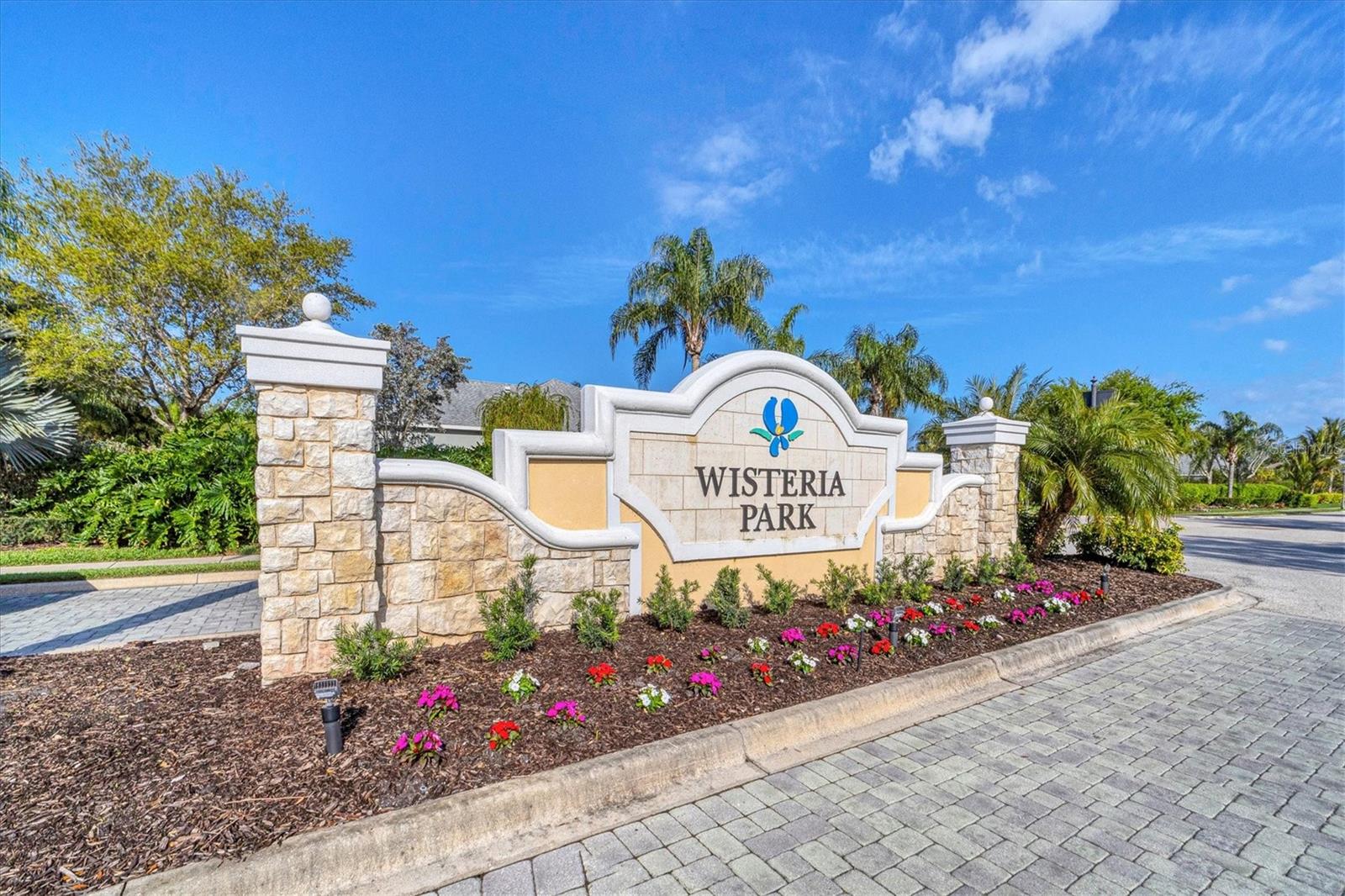 WISTERIA PARK - Residential