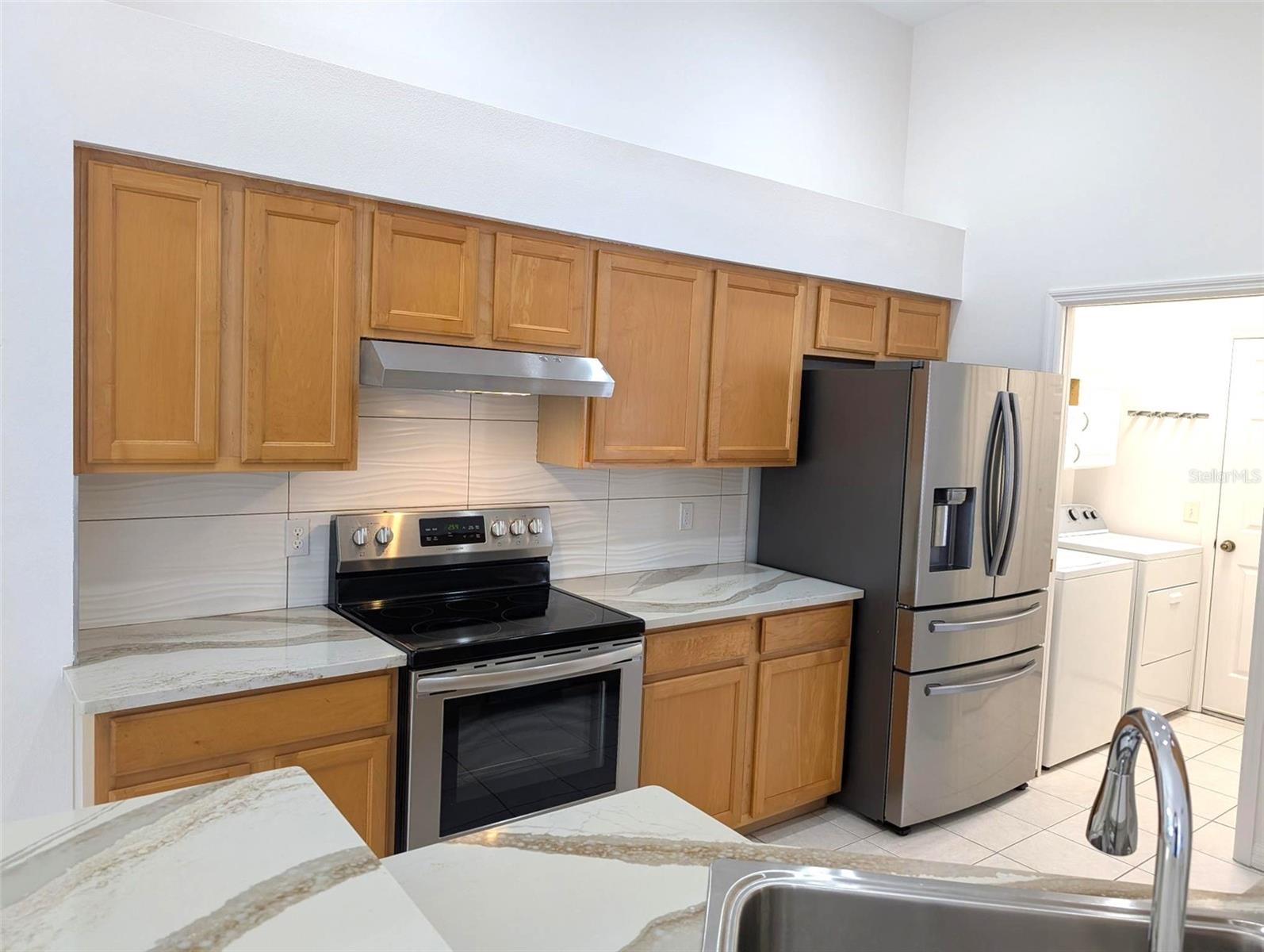 COVINGTON PLACE, - Residential Lease