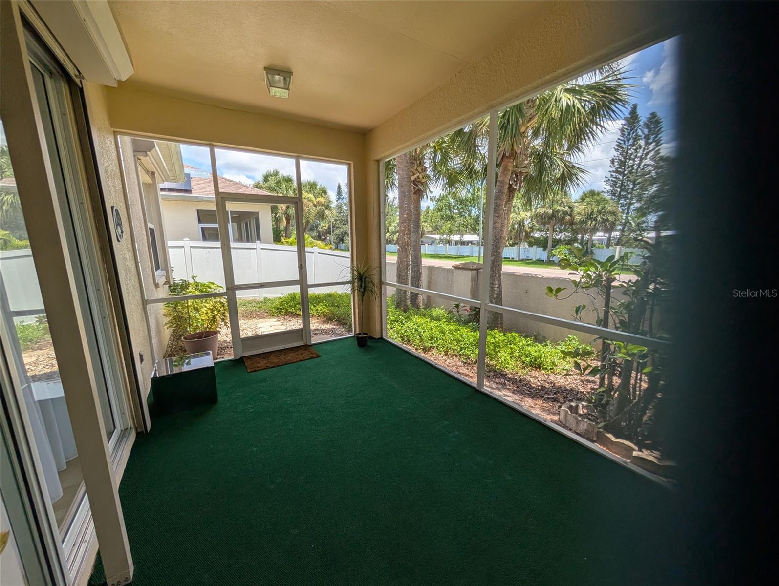 COVINGTON PLACE, - Residential Lease