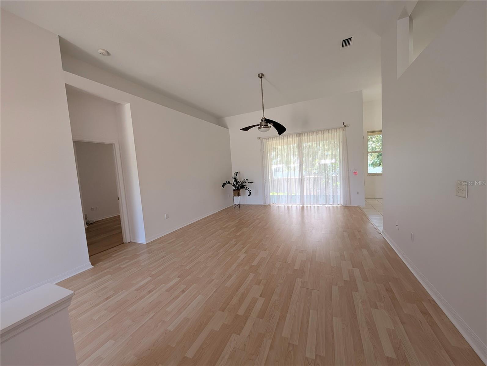 COVINGTON PLACE, - Residential Lease