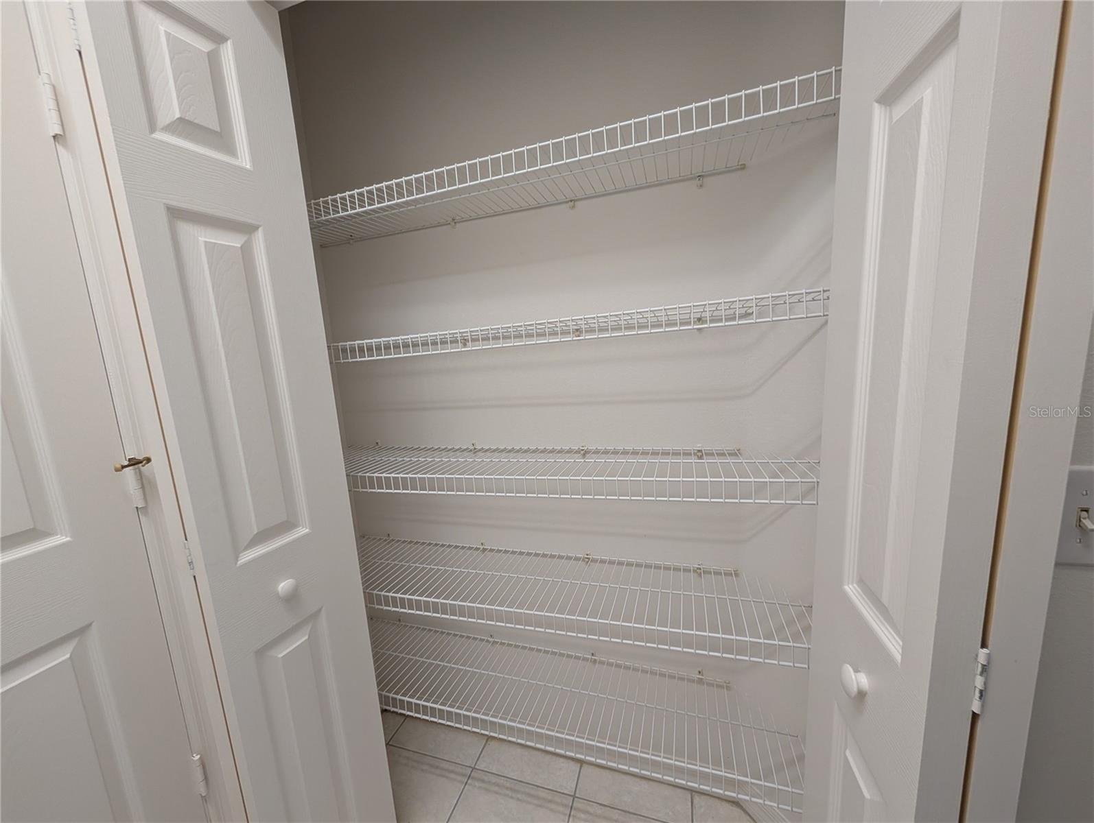 COVINGTON PLACE, - Residential Lease
