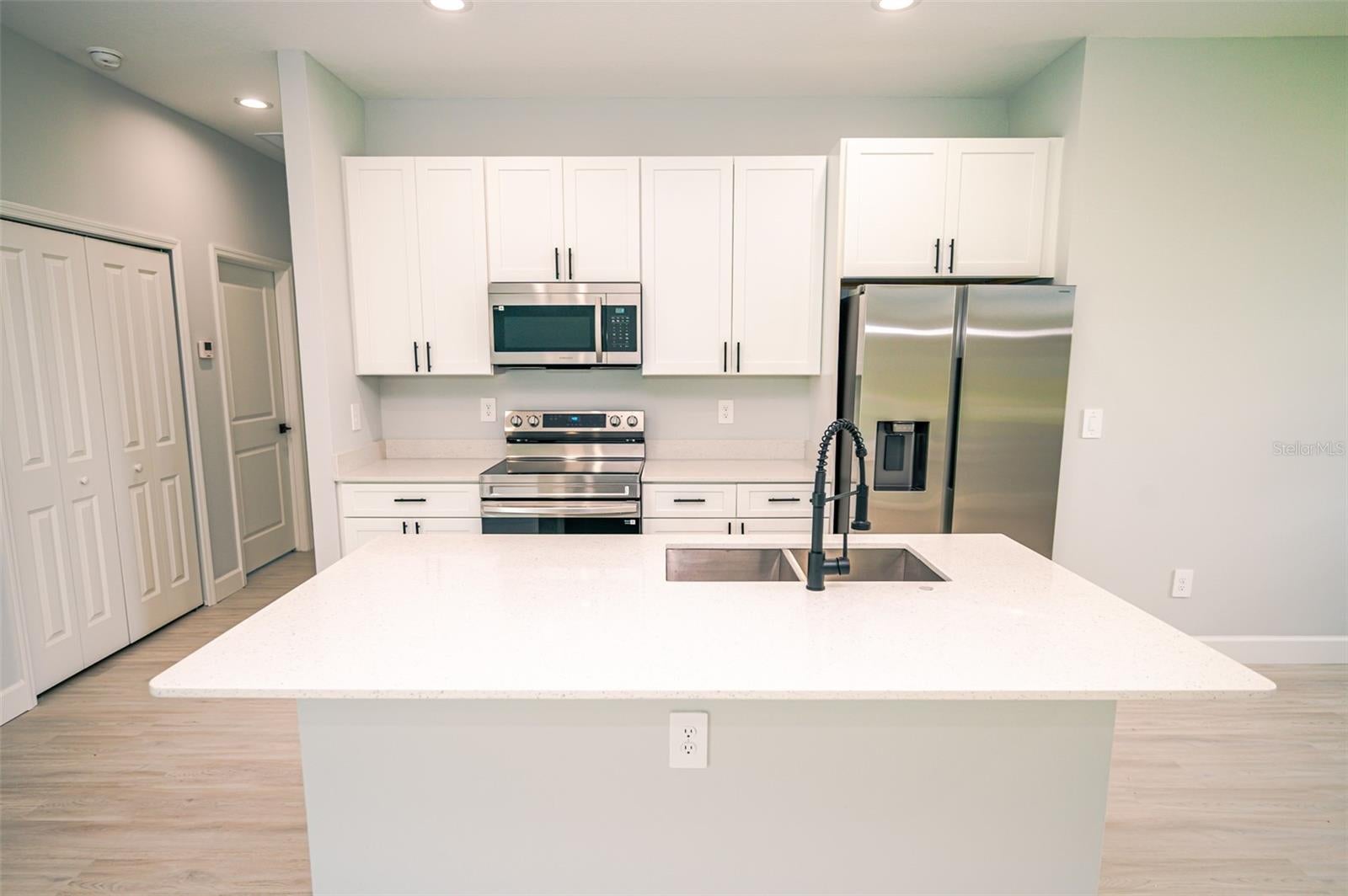1103 SAINT TROPEZ COURT