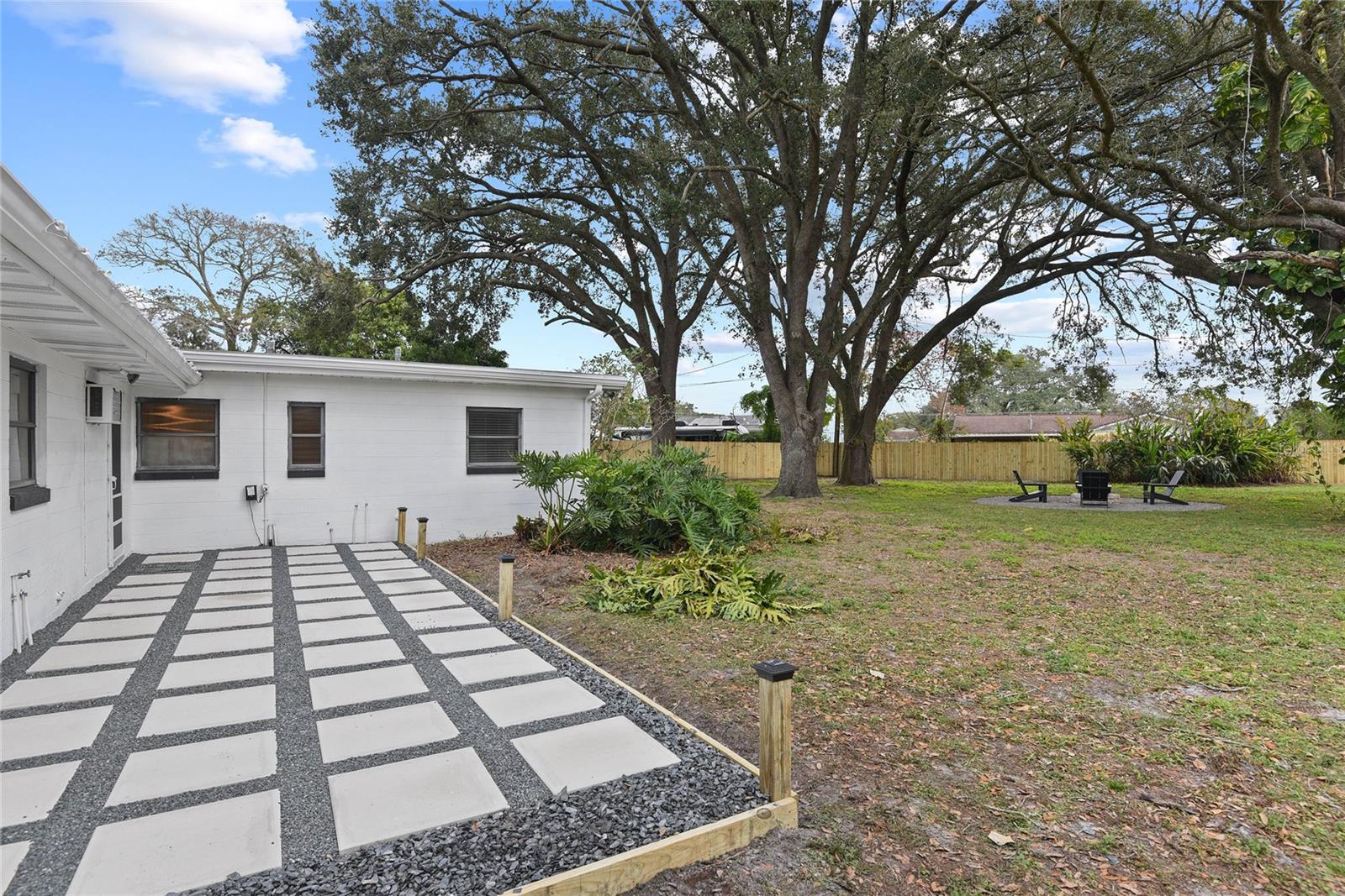 EASTBROOK SUB - Residential Lease