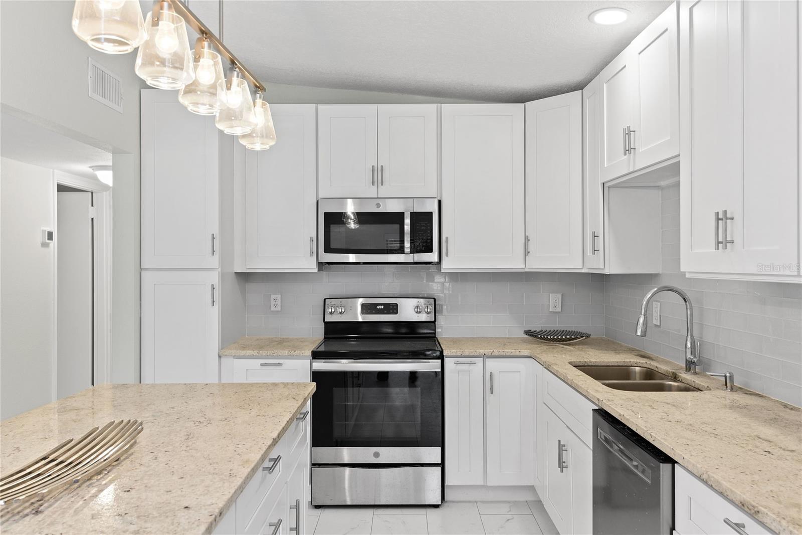 EASTBROOK SUB - Residential Lease