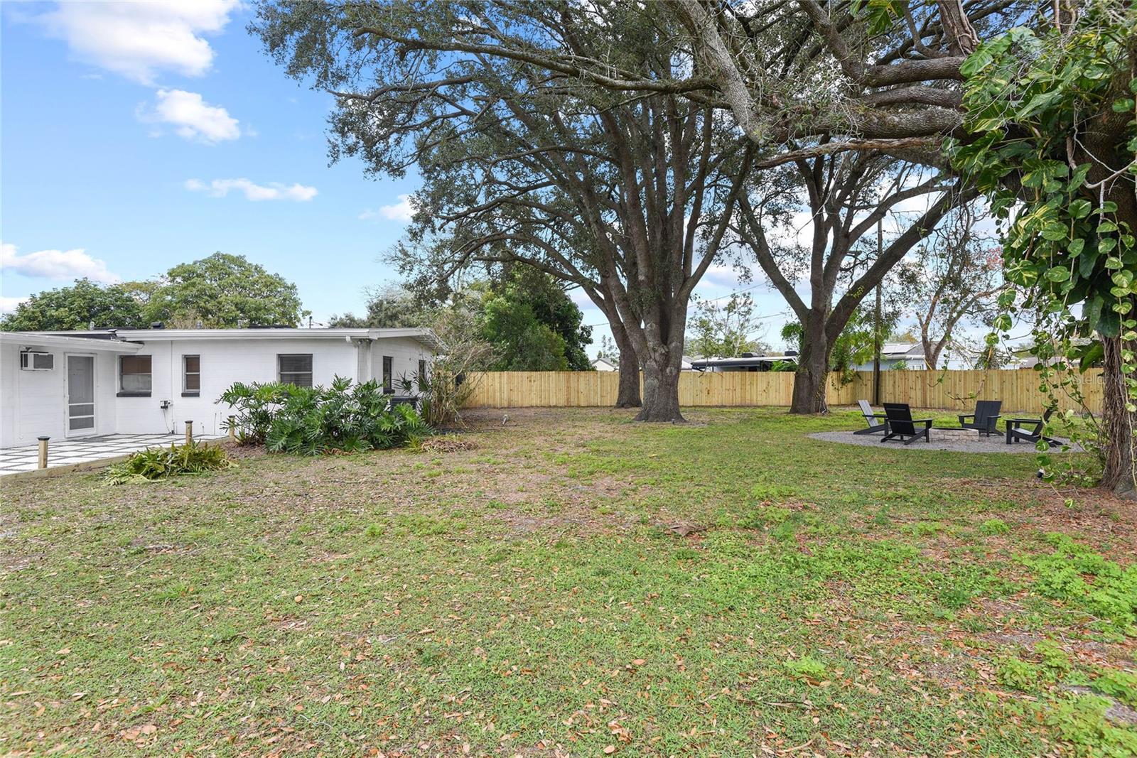 EASTBROOK SUB - Residential Lease