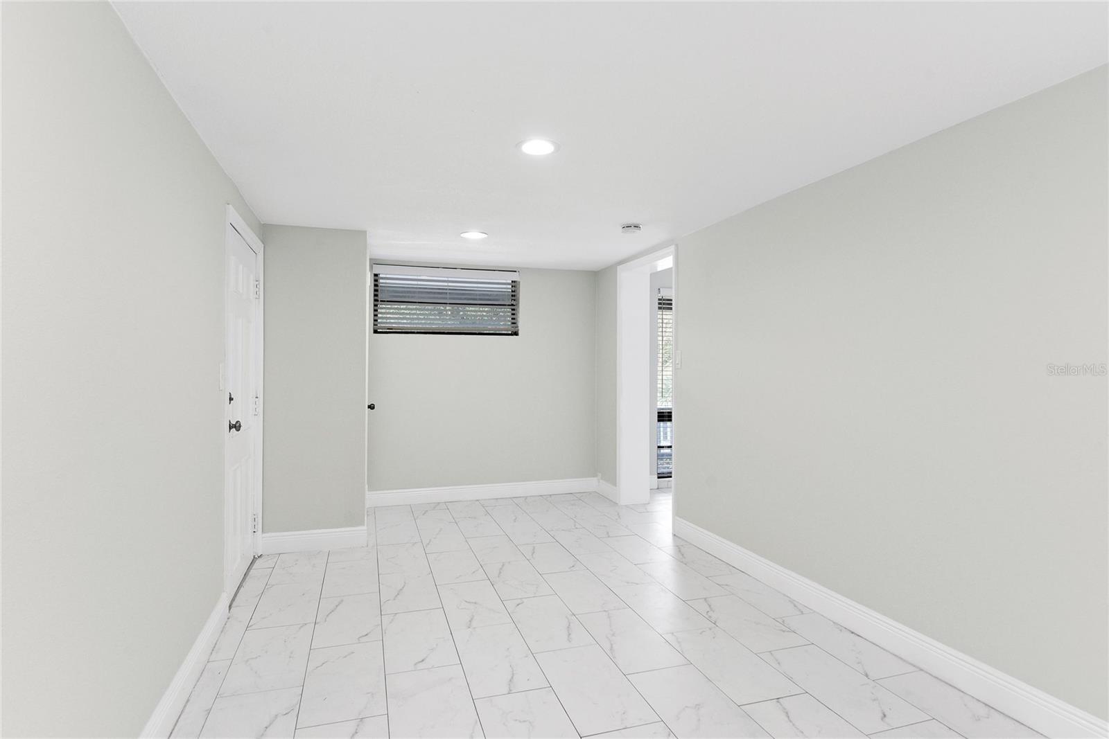 EASTBROOK SUB - Residential Lease