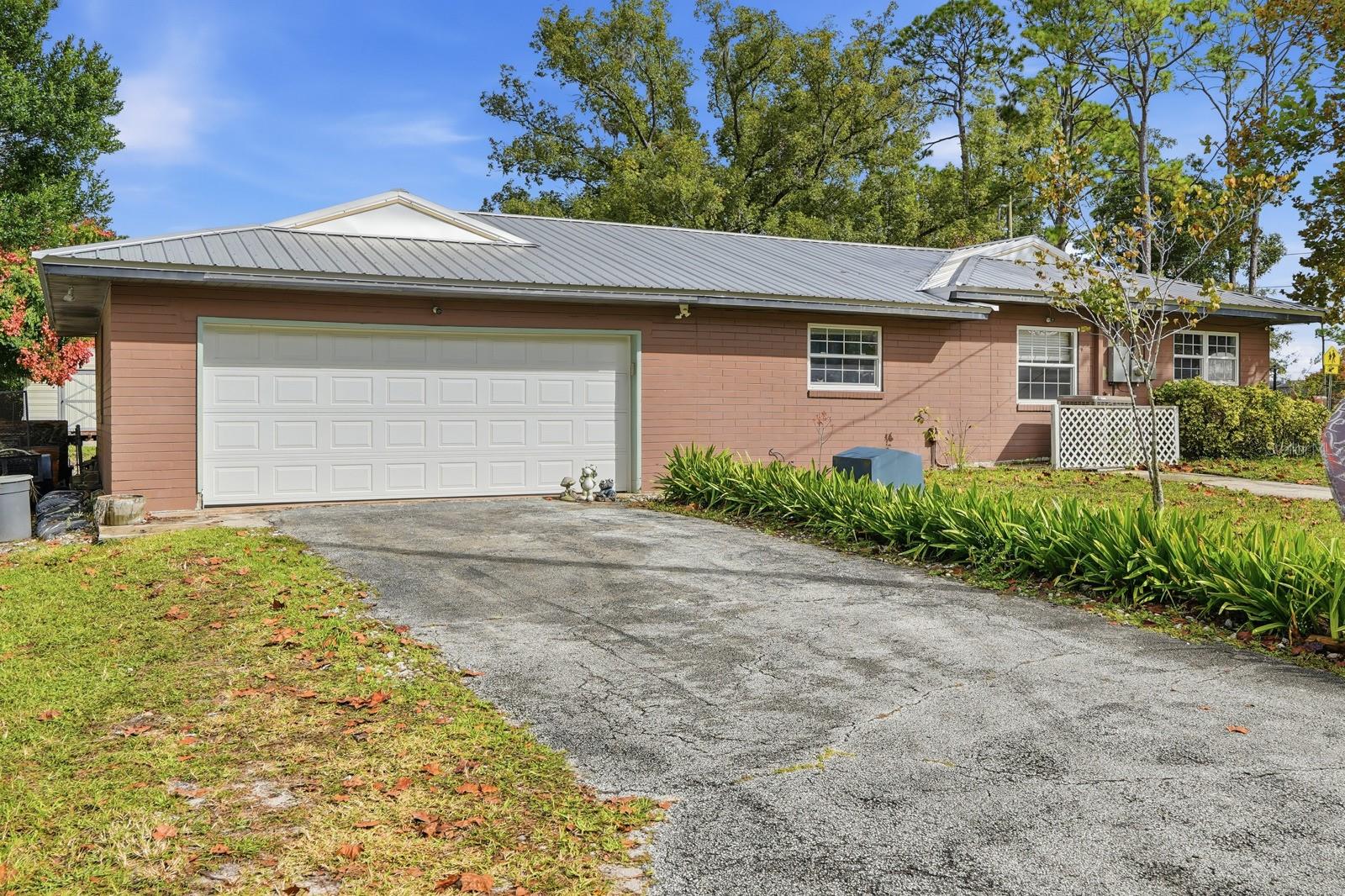 WOODMONT HEIGHTS - Residential