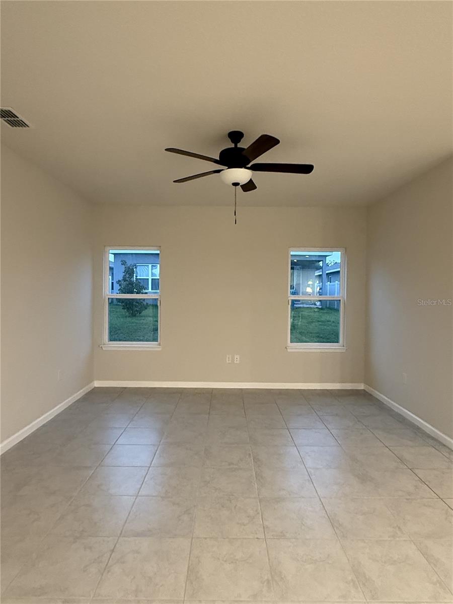 DORA LANDINGS - Residential Lease