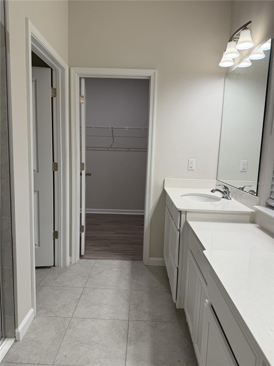 DORA LANDINGS - Residential Lease