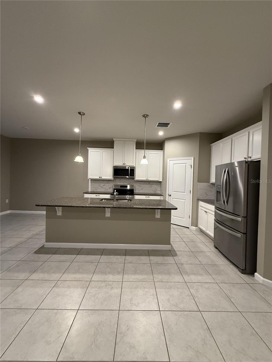 DORA LANDINGS - Residential Lease