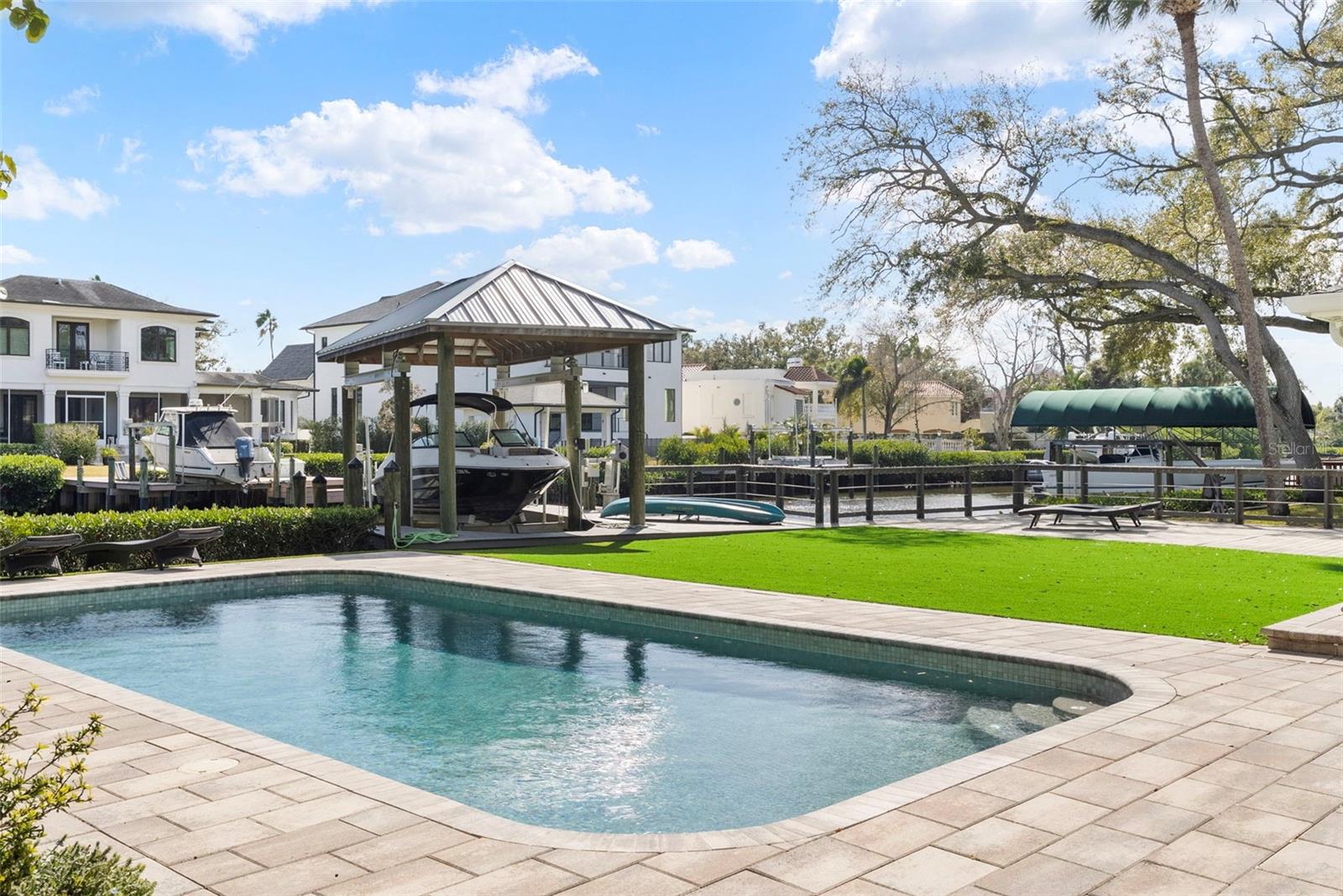 BEACH PARK - Residential