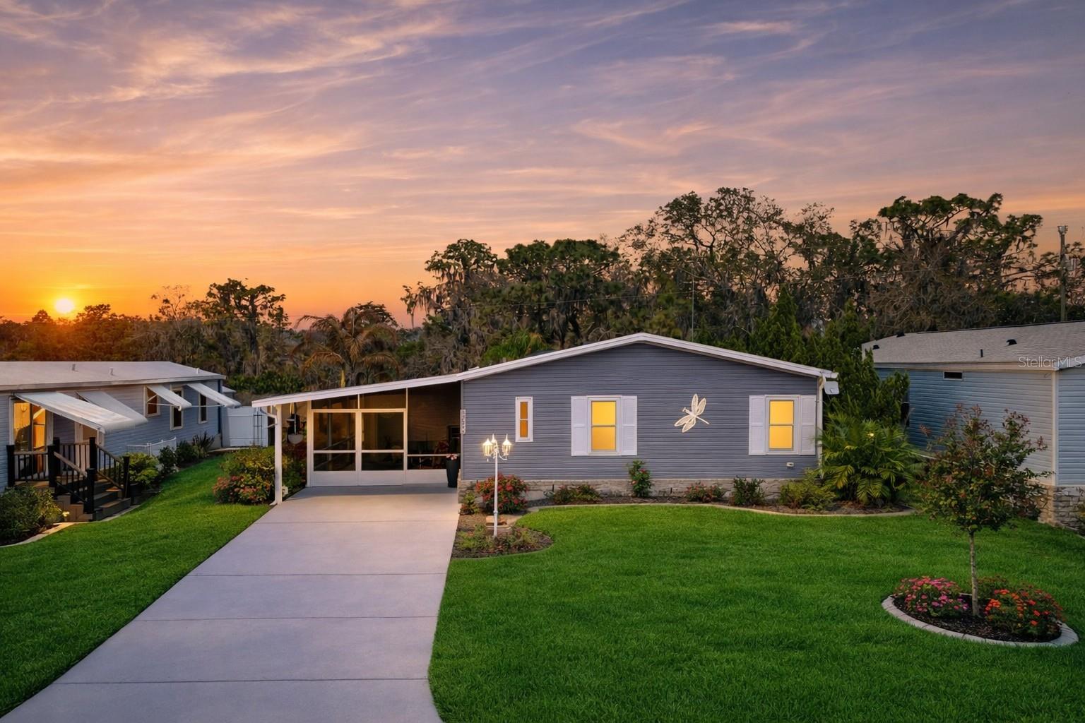 WALK IN WATER VILLAGE - Residential