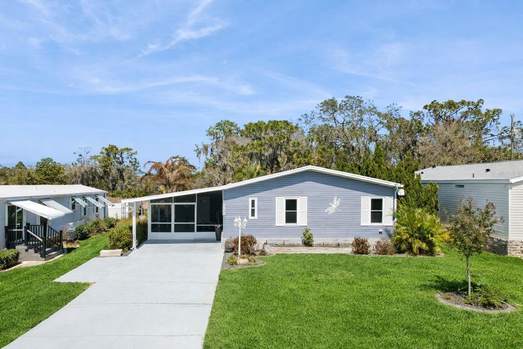 Photo of 8568 Breeze Hill Drive, Lake Wales, FL 33898 (MLS # L4960470)