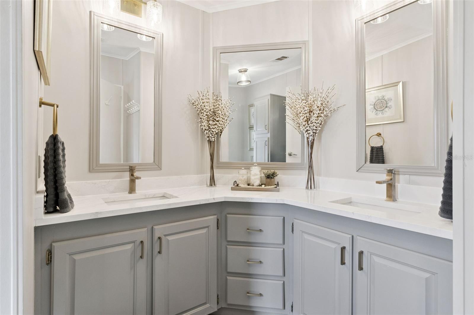 WALK IN WATER VILLAGE - Residential