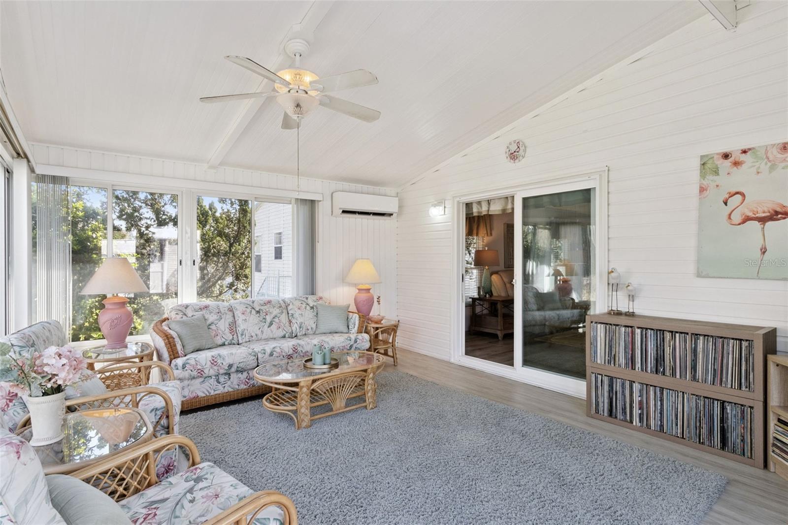 WALK IN WATER VILLAGE - Residential