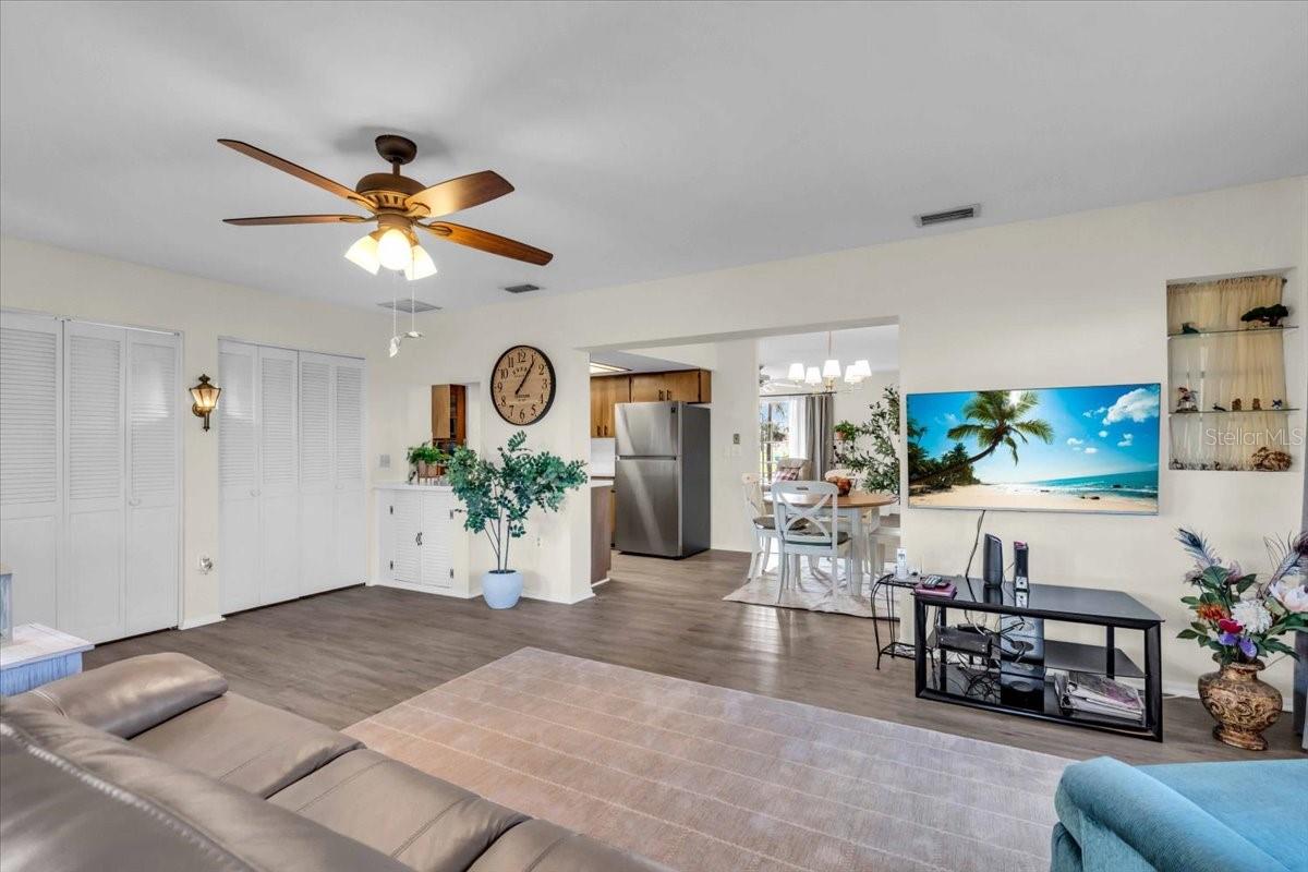 RIVER ISLES - Residential