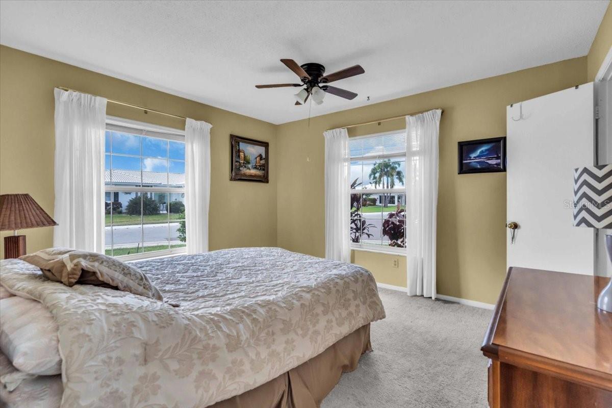 RIVER ISLES - Residential