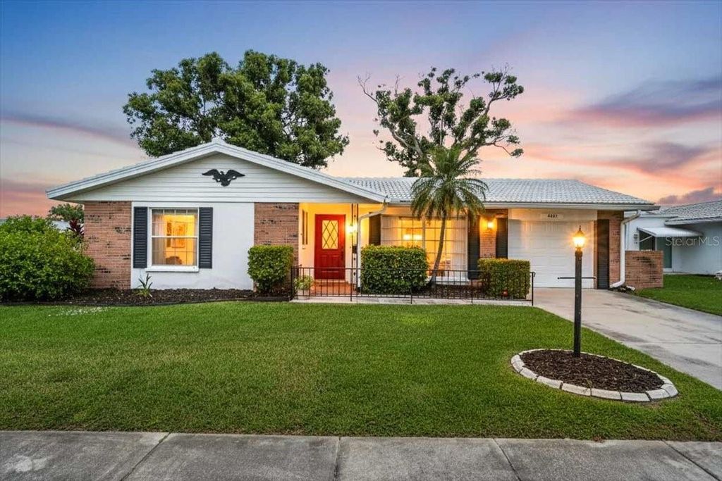 Photo of 4003 Joyce Drive, Bradenton, FL 34208 (MLS # A4666898)