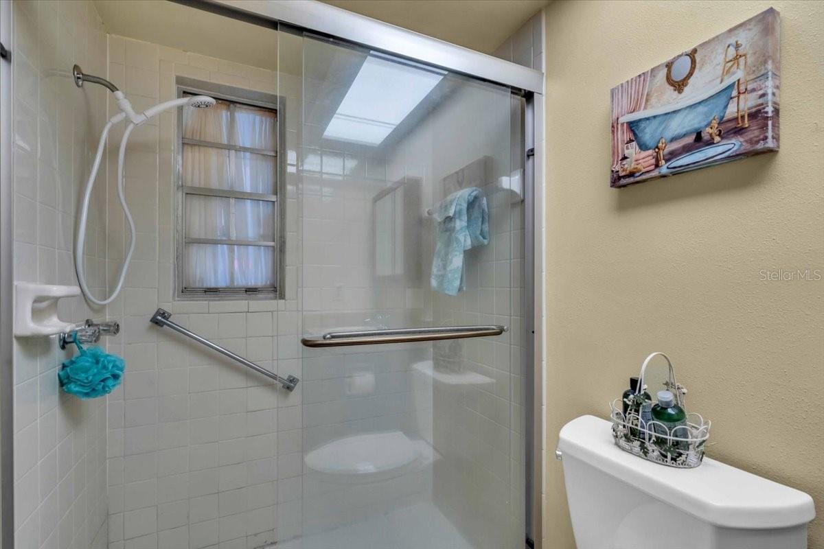 RIVER ISLES - Residential