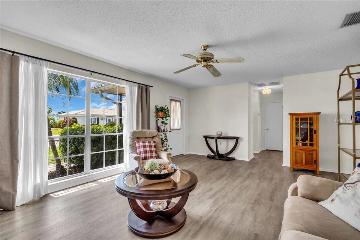 RIVER ISLES - Residential