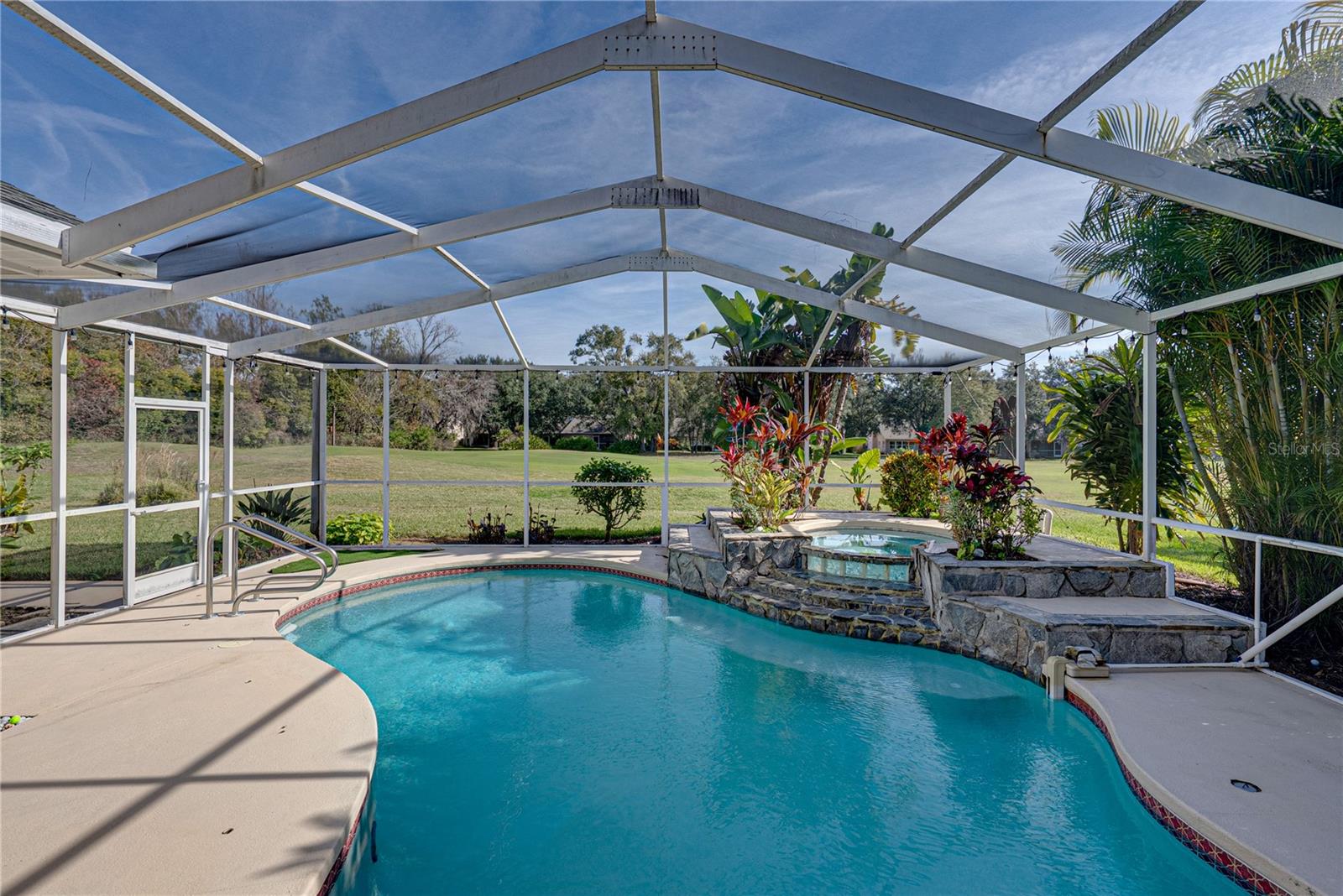 LAKE BERNADETTE - Residential