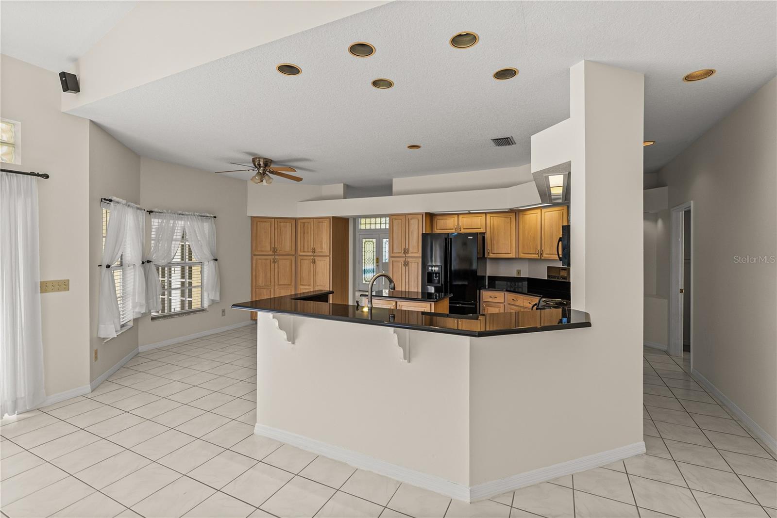 LAKE BERNADETTE - Residential