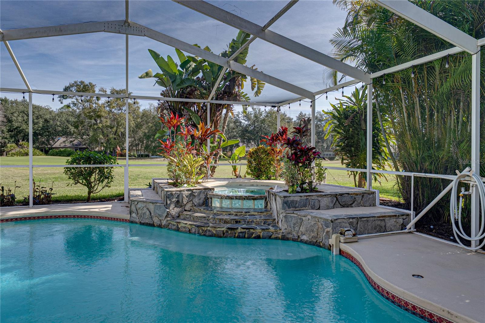 LAKE BERNADETTE - Residential