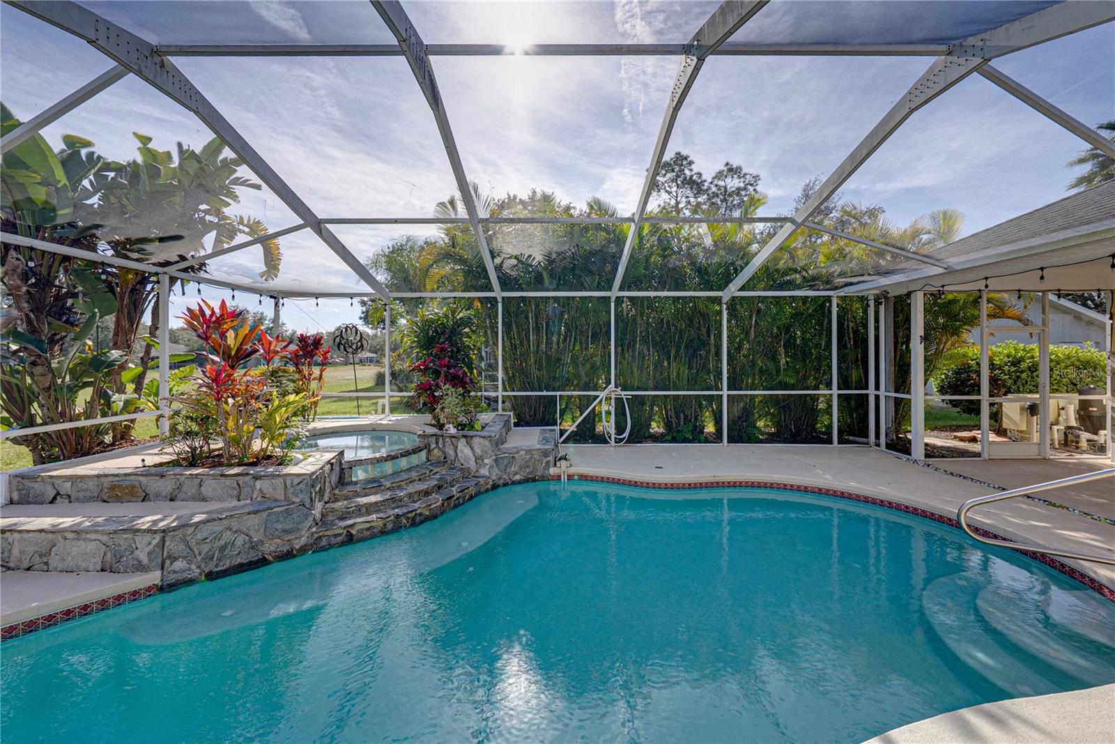 LAKE BERNADETTE - Residential