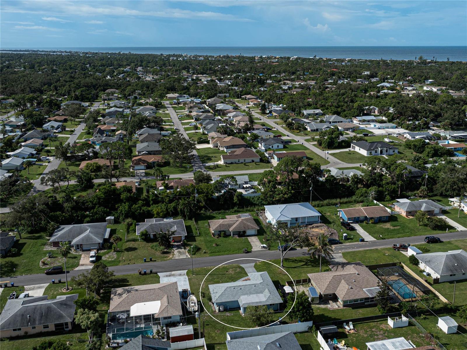SOUTH VENICE - Residential