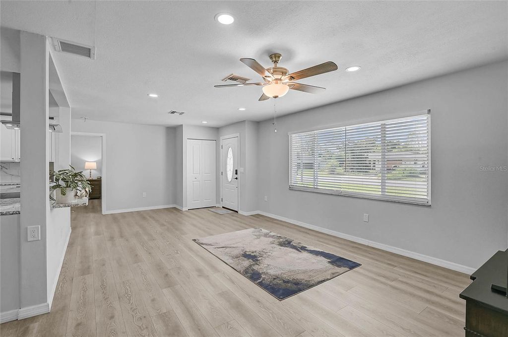 Photo of 890 Ponderosa Road, Venice, FL 34293 (MLS # N6140388)