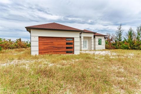 A home in PORT CHARLOTTE