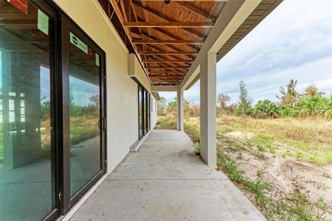 A home in PORT CHARLOTTE