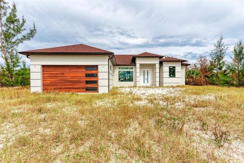 A home in PORT CHARLOTTE