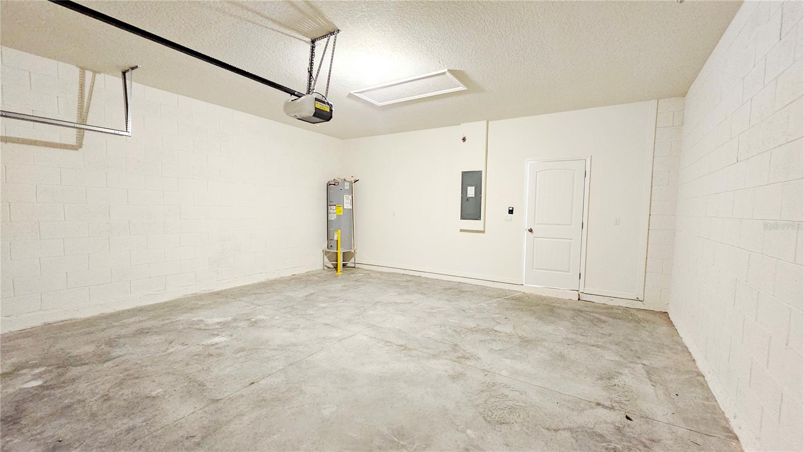 WATERLEIGH - Residential Lease