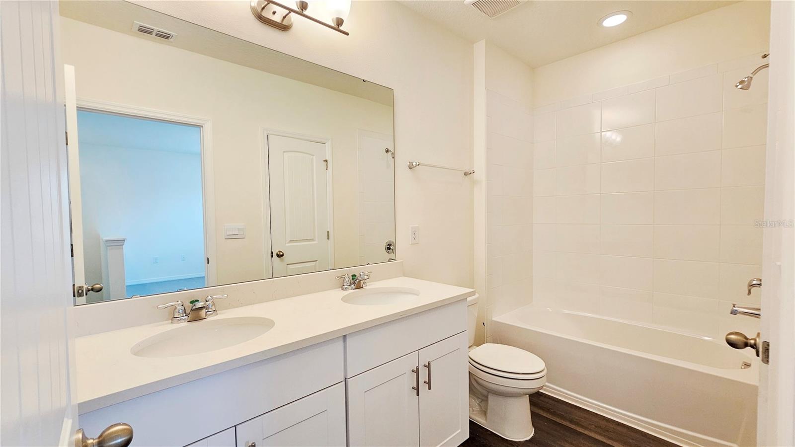 WATERLEIGH - Residential Lease