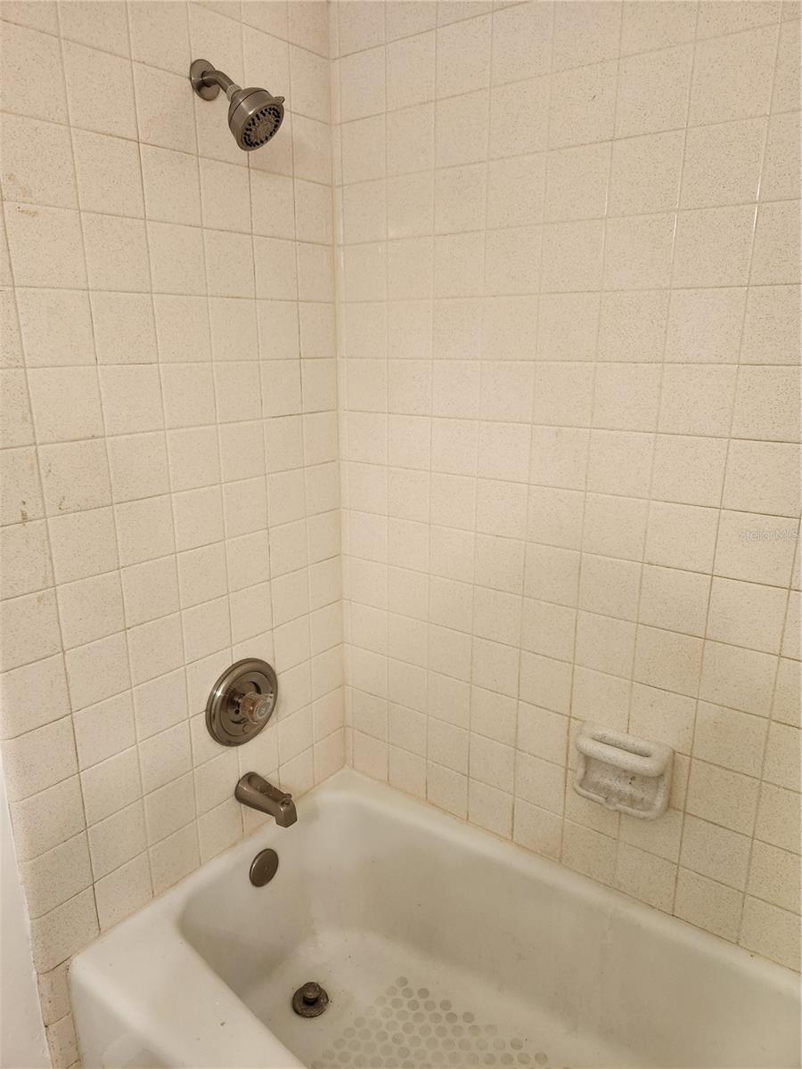 WILDEWOOD SPGS STAGE 1A OF PINEHURST - Residential Lease