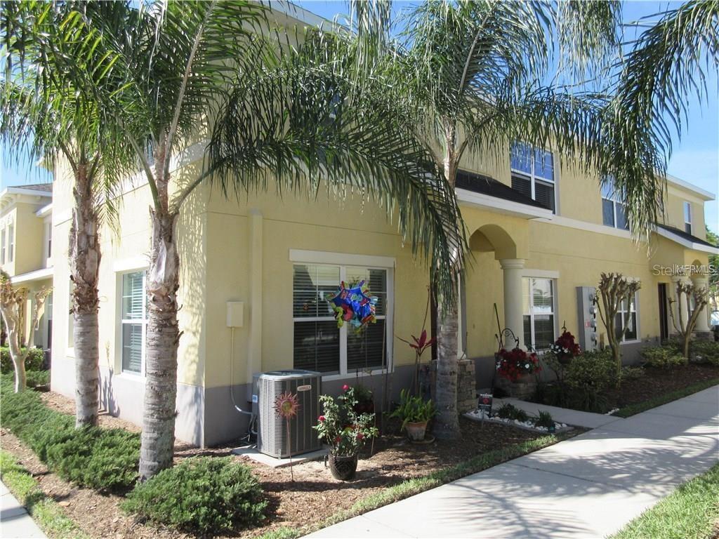 Open and spacious 3 bedroom 2 1/2 bath, beautiful wood floors in the living room, kitchen and dining area. The kitchen has granite counter tops, stainless steel appliances and a good size pantry. There is a lot of natural light that comes into this townhouse which sits on the outside corner of the building. All 3 bedrooms are upstairs along with the 2 full baths. The washer and dryer is also upstairs and is included as a courtesy to the tenants. Close to I-4 with easy access to Tampa and Orlando.
NO PETS
$150 HOA Application Fee per adult (potentially only 1 $150 app fee per couple)
$200 HOA Security Deposit
Administration Fee:
Upon approval tenants will be subject to a $250 one-time administration fee.
This property is proud to offer deposit-free living to qualified renters through Obligo! We understand that moving costs can add up, so we want to extend financial flexibility to our residents.
Resident Benefit Package (Included in rental amount):
-Bi-monthly A/C Filter Delivery
-$100,000 Tenant Liability Insurance/ $10,000 Content Coverage
-PestShare Service
-Identity Protection
-Credit building (All Credit Bureaus)
-Piñata Tenant Rewards Program
-Tenant Portal Access: Online payments & submission of maintenance requests
-24 Hour Emergency Maintenance Hotline
-One time Late Fee Forgiveness
-$500 Rebate after closing if you purchase a home with one of our preferred Realtors