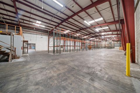 Tiny photo for 506 SE 3rd Avenue, Ocala, FL 34471 (MLS # OM721348)