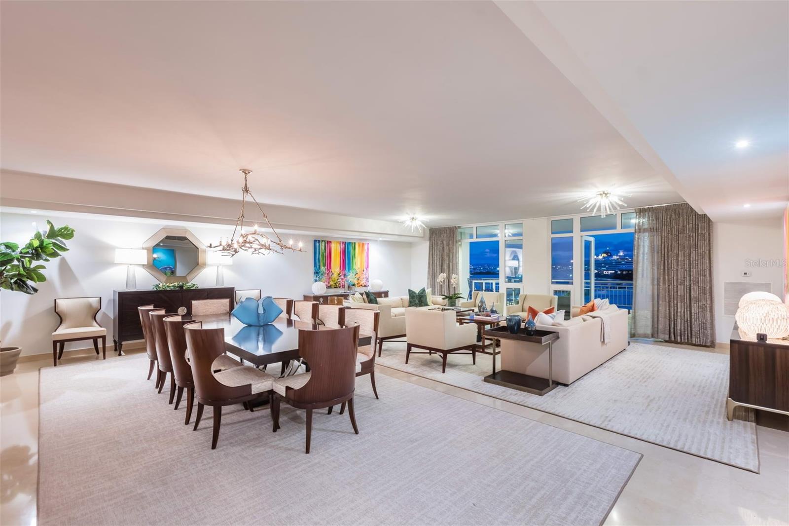 HARBOR PLAZA - Residential