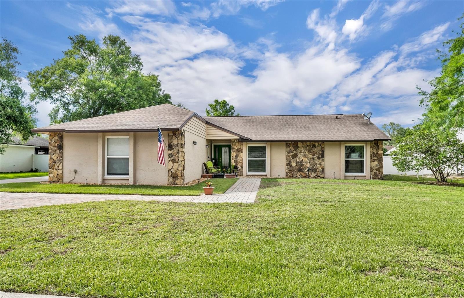 150 TARPON CIRCLE
