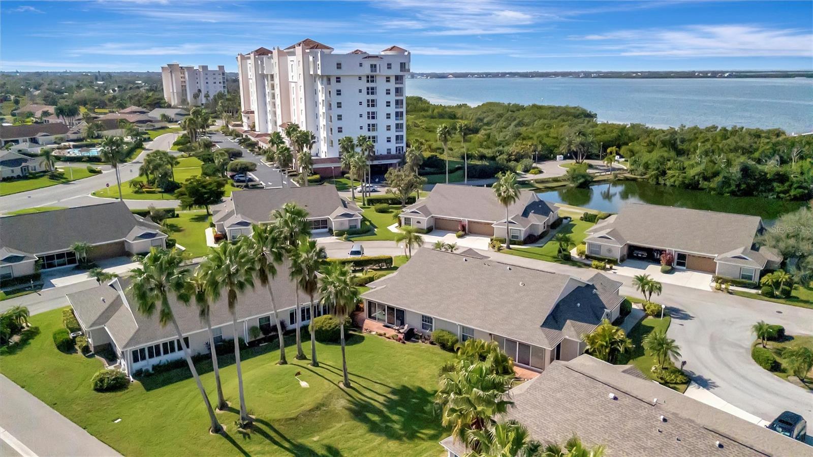 CAPTAINS COURT - Residential