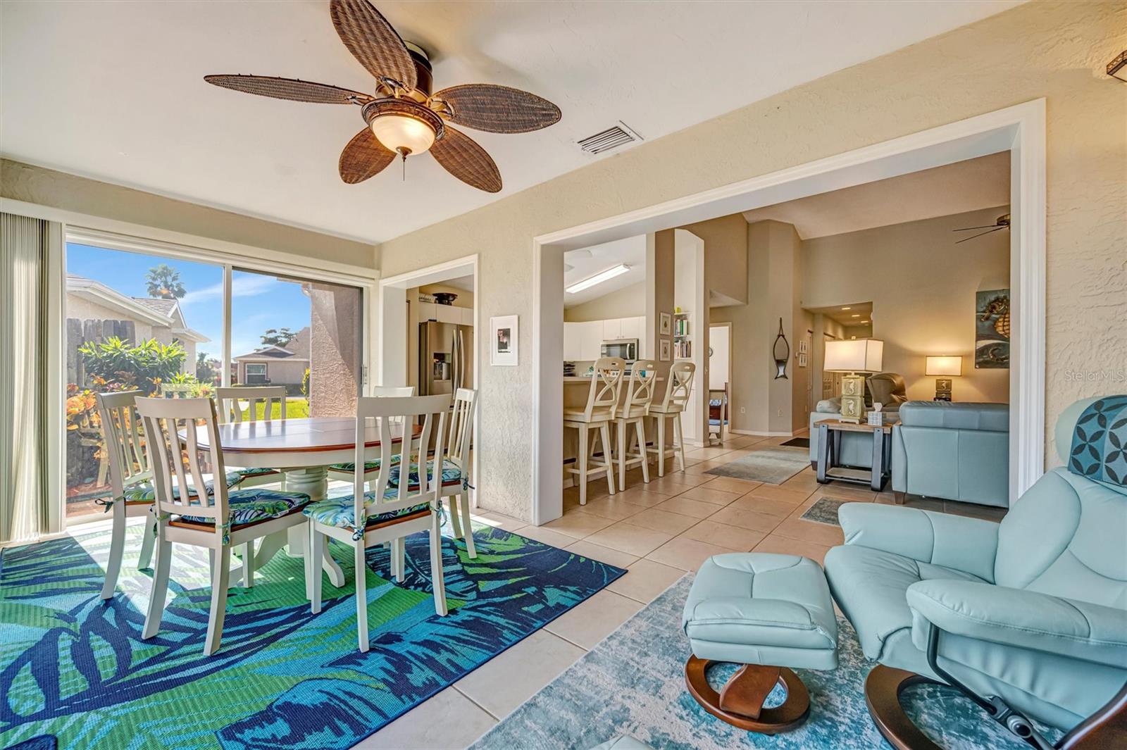 CAPTAINS COURT - Residential