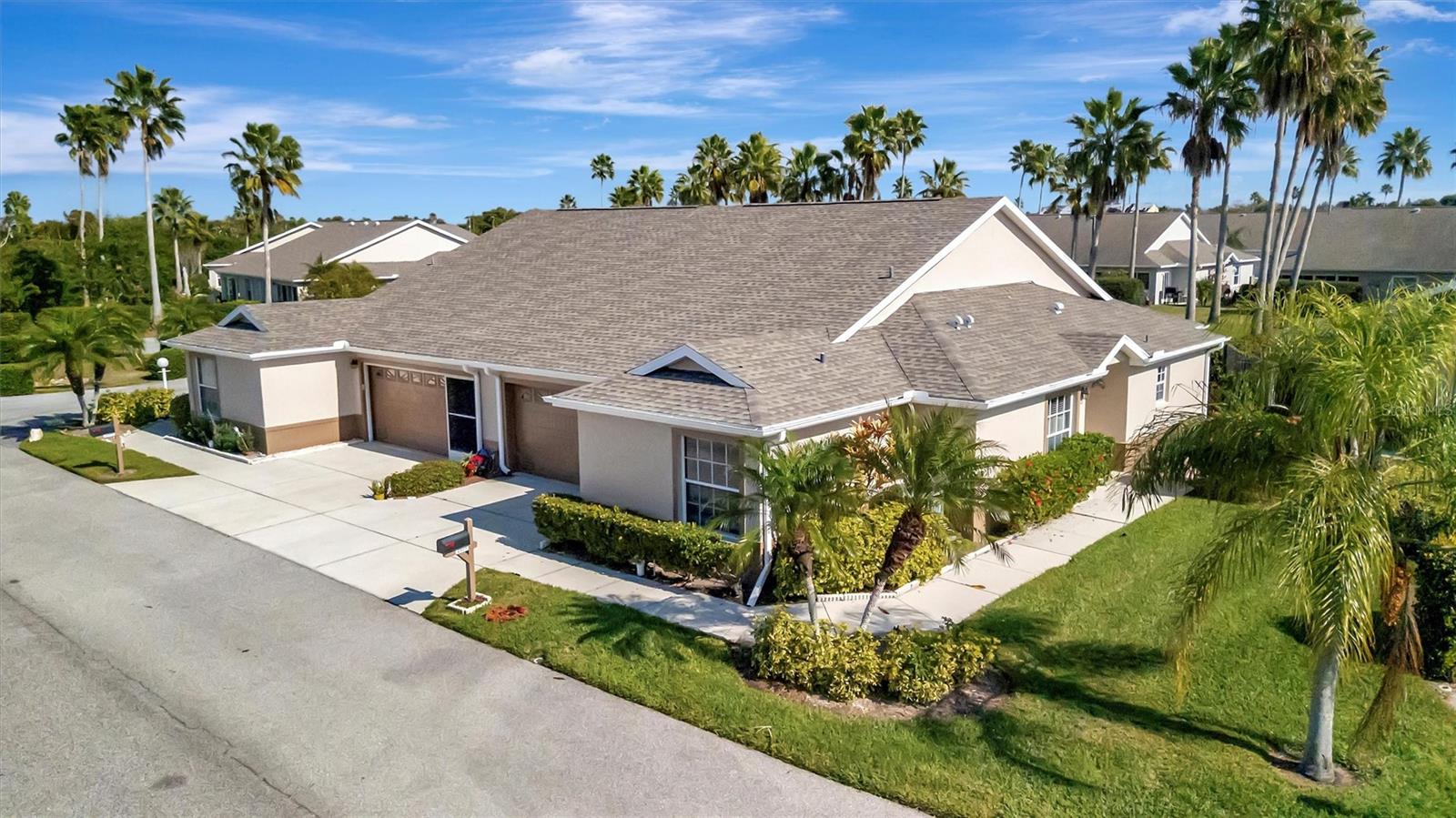 CAPTAINS COURT - Residential