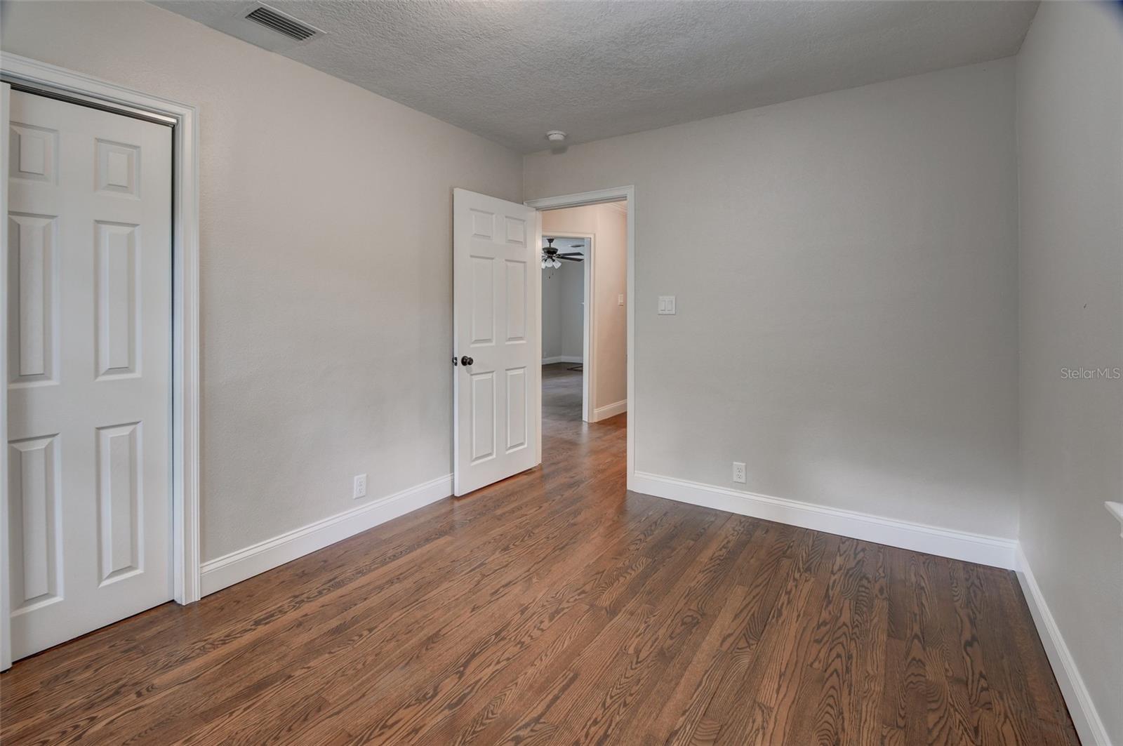 WEST LAWN - Residential