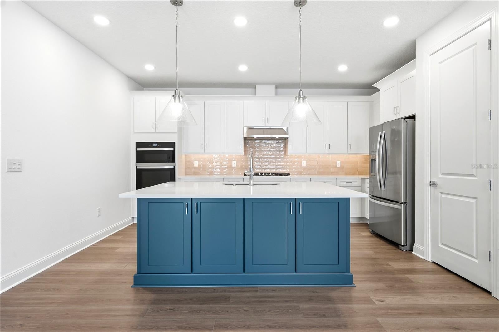 5854 WINDBREAK COURT